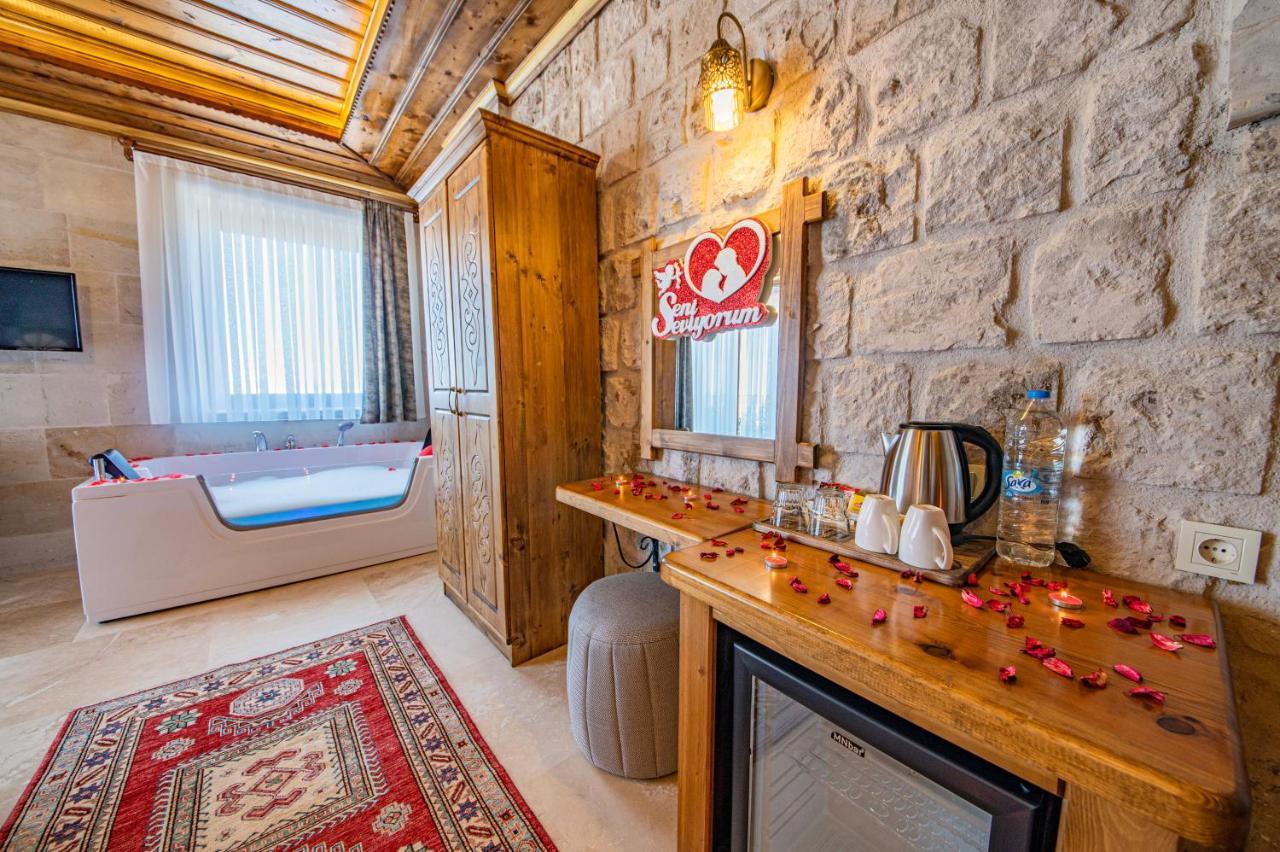 Remus Romulus Cappadocia Hotel Uchisar Exterior photo