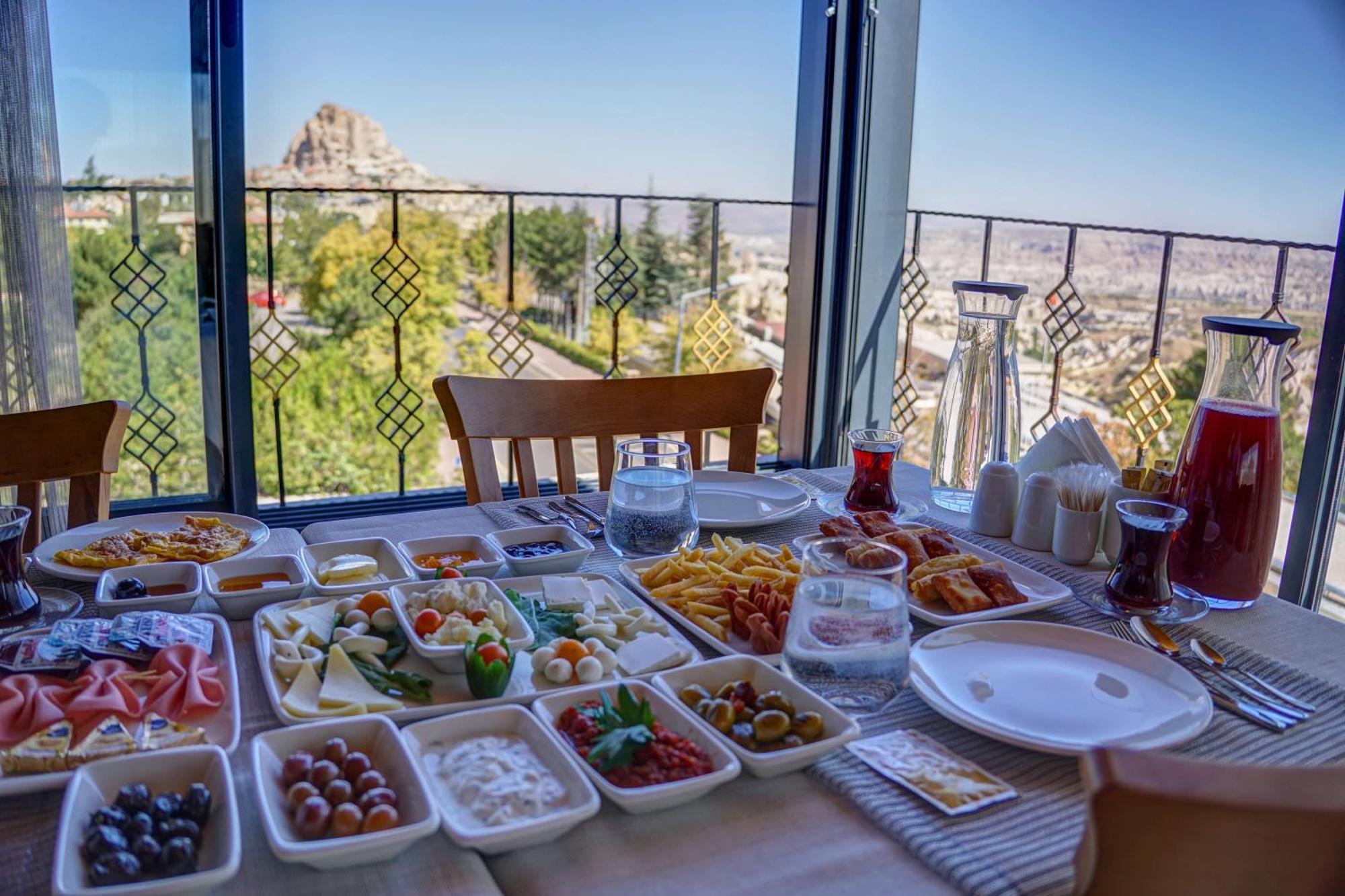 Remus Romulus Cappadocia Hotel Uchisar Exterior photo