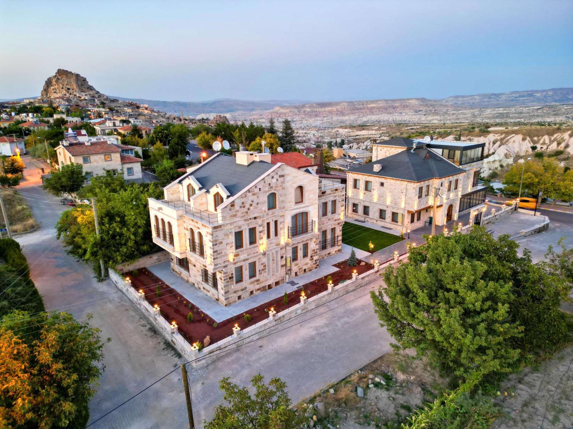 Remus Romulus Cappadocia Hotel Uchisar Exterior photo